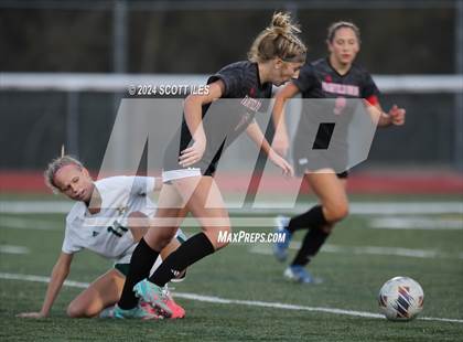 Thumbnail 1 in Athens vs. Fairfield Union (OHSAA D3 District Final) photogallery.