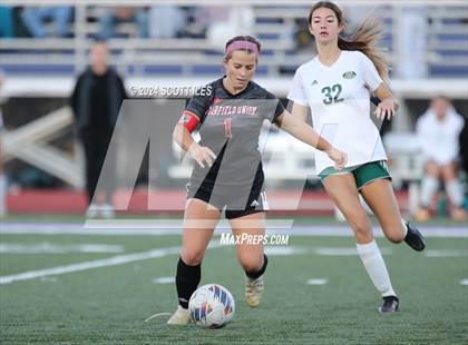 Thumbnail 2 in Athens vs. Fairfield Union (OHSAA D3 District Final) photogallery.
