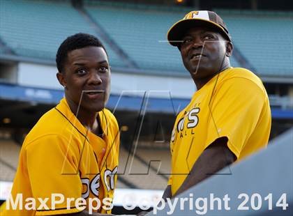 Thumbnail 3 in Temecula Valley vs. Aliso Niguel (CIF-SS D2 Final) photogallery.