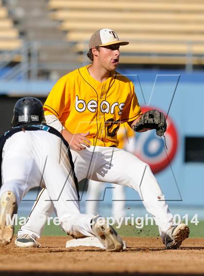 Thumbnail 1 in Temecula Valley vs. Aliso Niguel (CIF-SS D2 Final) photogallery.