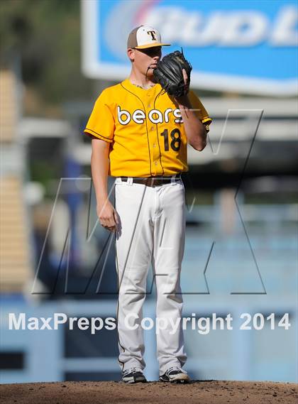 Thumbnail 3 in Temecula Valley vs. Aliso Niguel (CIF-SS D2 Final) photogallery.