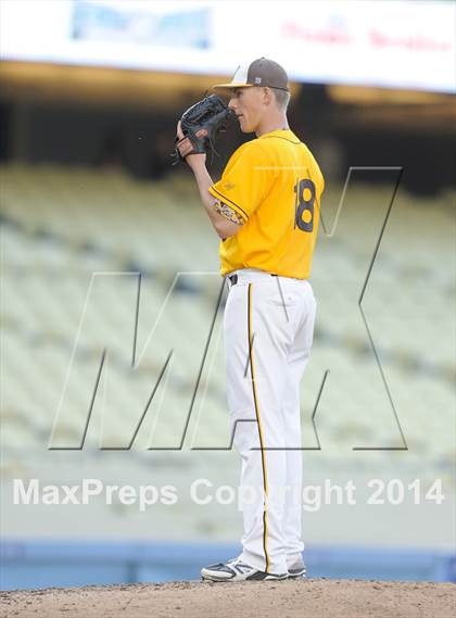 Thumbnail 3 in Temecula Valley vs. Aliso Niguel (CIF-SS D2 Final) photogallery.