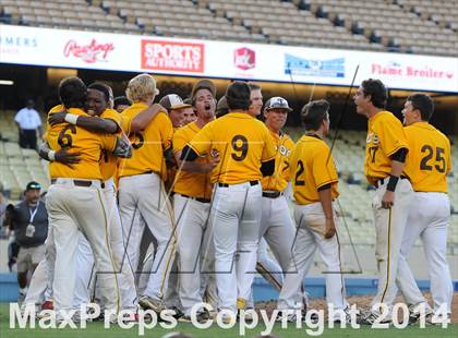 Thumbnail 1 in Temecula Valley vs. Aliso Niguel (CIF-SS D2 Final) photogallery.