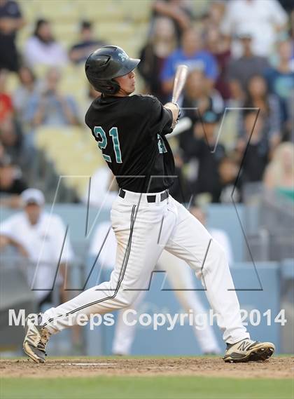 Thumbnail 2 in Temecula Valley vs. Aliso Niguel (CIF-SS D2 Final) photogallery.
