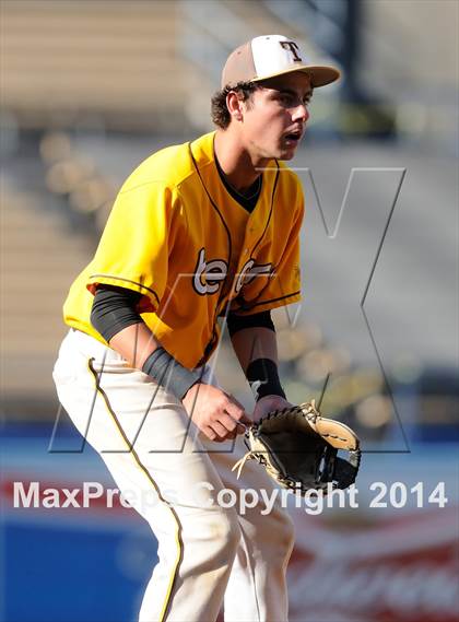 Thumbnail 1 in Temecula Valley vs. Aliso Niguel (CIF-SS D2 Final) photogallery.