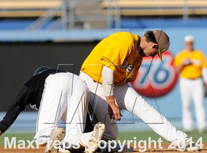 Thumbnail 1 in Temecula Valley vs. Aliso Niguel (CIF-SS D2 Final) photogallery.