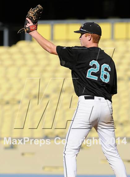 Thumbnail 2 in Temecula Valley vs. Aliso Niguel (CIF-SS D2 Final) photogallery.