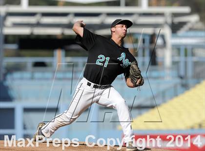 Thumbnail 2 in Temecula Valley vs. Aliso Niguel (CIF-SS D2 Final) photogallery.