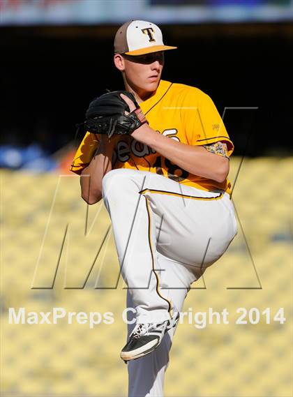 Thumbnail 3 in Temecula Valley vs. Aliso Niguel (CIF-SS D2 Final) photogallery.