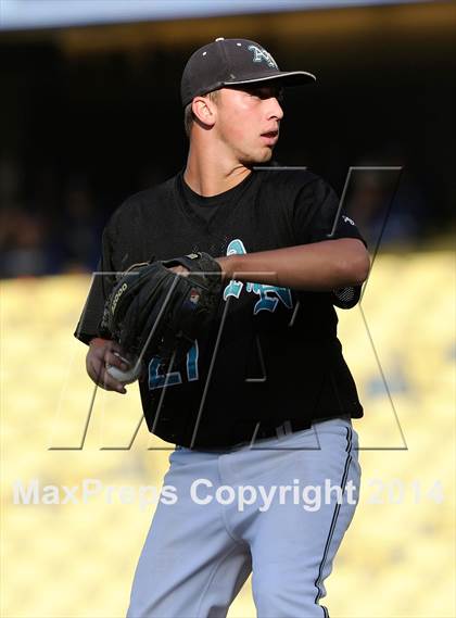 Thumbnail 3 in Temecula Valley vs. Aliso Niguel (CIF-SS D2 Final) photogallery.