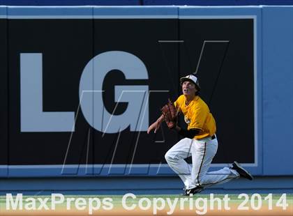 Thumbnail 1 in Temecula Valley vs. Aliso Niguel (CIF-SS D2 Final) photogallery.