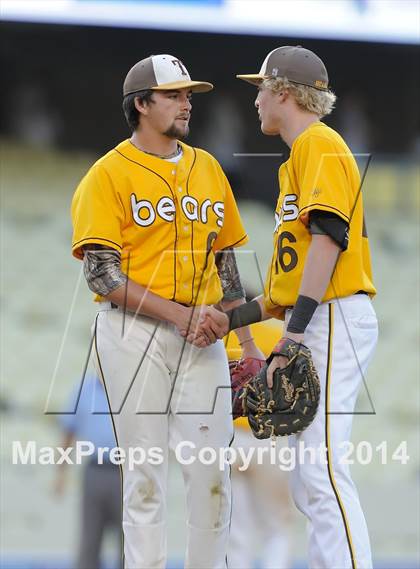 Thumbnail 1 in Temecula Valley vs. Aliso Niguel (CIF-SS D2 Final) photogallery.