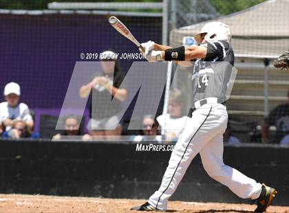 Thumbnail 2 in South Beauregard vs. Kaplan (LHSAA 3A Round 2 Playoff) photogallery.