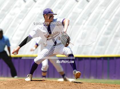 Thumbnail 1 in South Beauregard vs. Kaplan (LHSAA 3A Round 2 Playoff) photogallery.