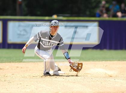 Thumbnail 1 in South Beauregard vs. Kaplan (LHSAA 3A Round 2 Playoff) photogallery.