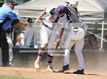 Thumbnail 3 in South Beauregard vs. Kaplan (LHSAA 3A Round 2 Playoff) photogallery.