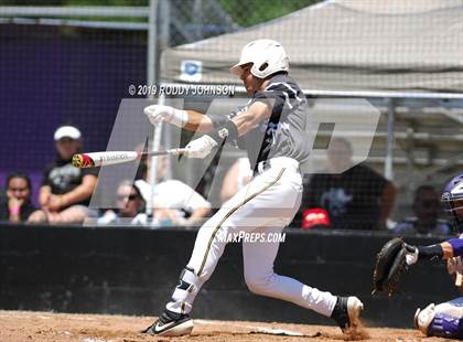 Thumbnail 2 in South Beauregard vs. Kaplan (LHSAA 3A Round 2 Playoff) photogallery.