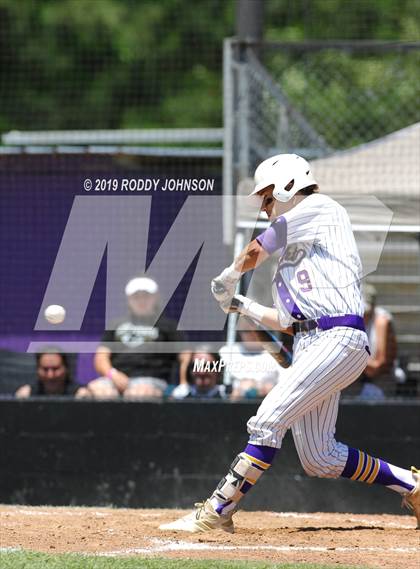 Thumbnail 3 in South Beauregard vs. Kaplan (LHSAA 3A Round 2 Playoff) photogallery.