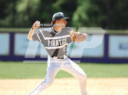 Thumbnail 2 in South Beauregard vs. Kaplan (LHSAA 3A Round 2 Playoff) photogallery.