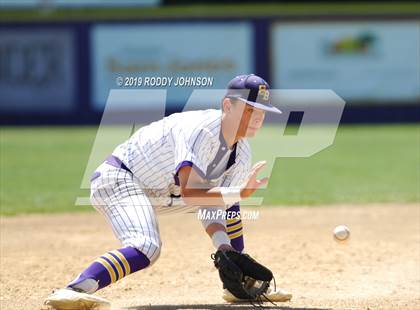 Thumbnail 1 in South Beauregard vs. Kaplan (LHSAA 3A Round 2 Playoff) photogallery.