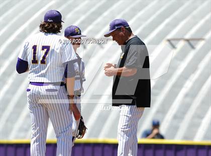 Thumbnail 3 in South Beauregard vs. Kaplan (LHSAA 3A Round 2 Playoff) photogallery.