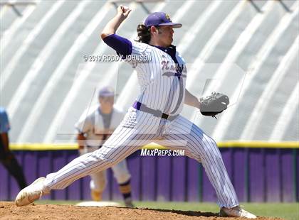 Thumbnail 1 in South Beauregard vs. Kaplan (LHSAA 3A Round 2 Playoff) photogallery.
