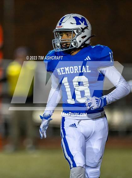Thumbnail 3 in East Central @ Evansville Memorial (IHSAA 4A Regional Final) photogallery.