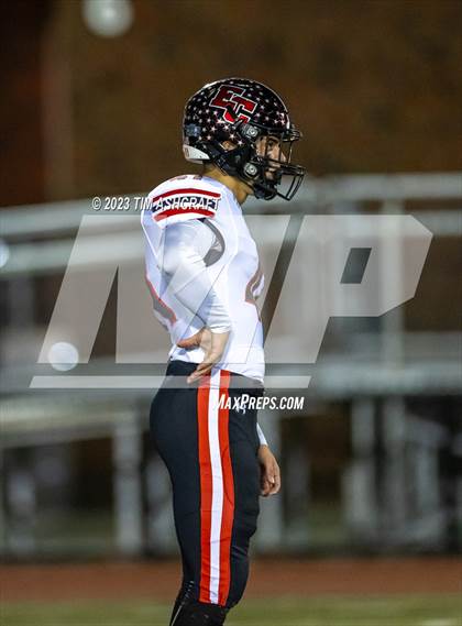 Thumbnail 2 in East Central @ Evansville Memorial (IHSAA 4A Regional Final) photogallery.
