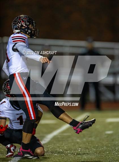 Thumbnail 1 in East Central @ Evansville Memorial (IHSAA 4A Regional Final) photogallery.