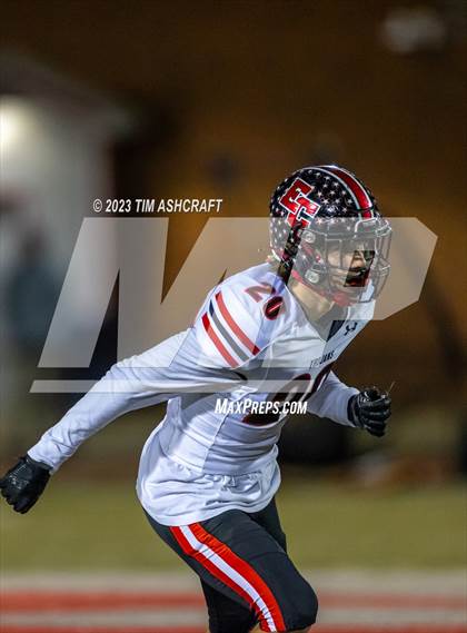 Thumbnail 1 in East Central @ Evansville Memorial (IHSAA 4A Regional Final) photogallery.