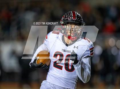 Thumbnail 1 in East Central @ Evansville Memorial (IHSAA 4A Regional Final) photogallery.