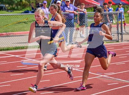 Thumbnail 2 in Rosehill Eagle Relays (4x200M) photogallery.