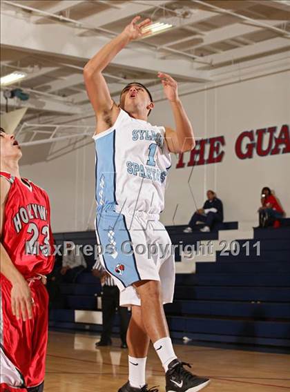 Thumbnail 2 in Sylmar vs. Hollywood (Bell-Jeff Holiday Classic) photogallery.