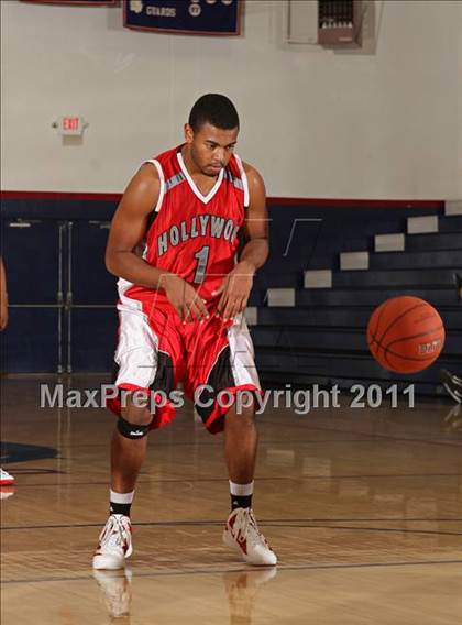 Thumbnail 3 in Sylmar vs. Hollywood (Bell-Jeff Holiday Classic) photogallery.