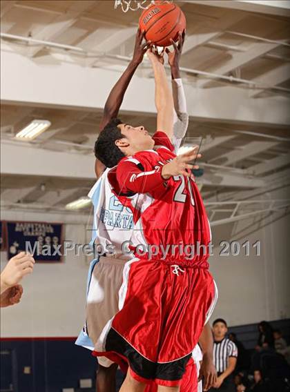 Thumbnail 2 in Sylmar vs. Hollywood (Bell-Jeff Holiday Classic) photogallery.