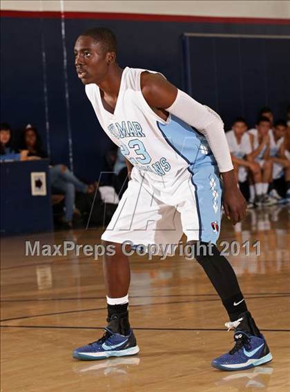 Thumbnail 1 in Sylmar vs. Hollywood (Bell-Jeff Holiday Classic) photogallery.