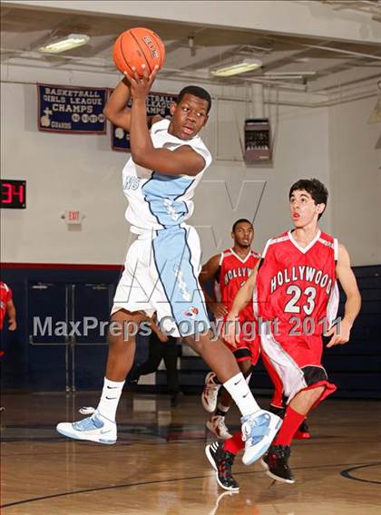 Thumbnail 1 in Sylmar vs. Hollywood (Bell-Jeff Holiday Classic) photogallery.
