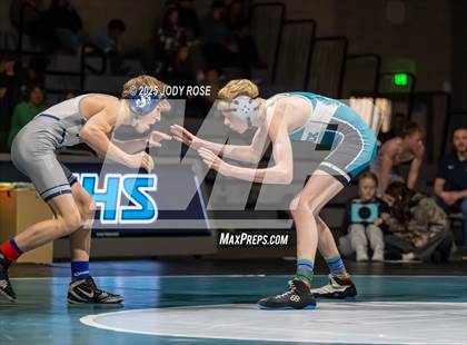 Thumbnail 1 in Farmington vs Syracuse photogallery.