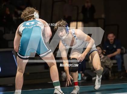 Thumbnail 1 in Farmington vs Syracuse photogallery.