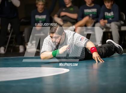 Thumbnail 3 in Farmington vs Syracuse photogallery.