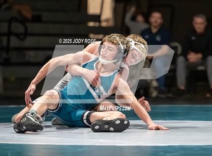 Thumbnail 1 in Farmington vs Syracuse photogallery.