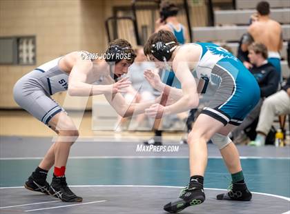 Thumbnail 1 in Farmington vs Syracuse photogallery.
