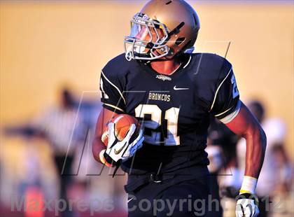 Thumbnail 1 in South @ Vista Murrieta photogallery.