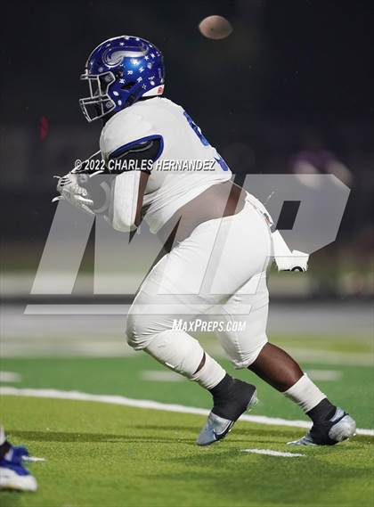 Thumbnail 3 in Nolan Catholic @ College Station photogallery.