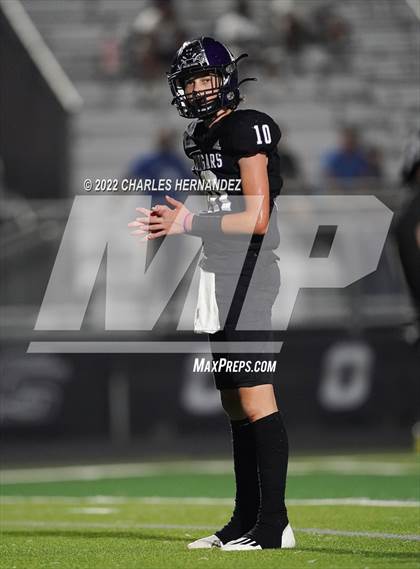 Thumbnail 2 in Nolan Catholic @ College Station photogallery.