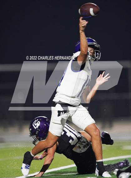 Thumbnail 1 in Nolan Catholic @ College Station photogallery.