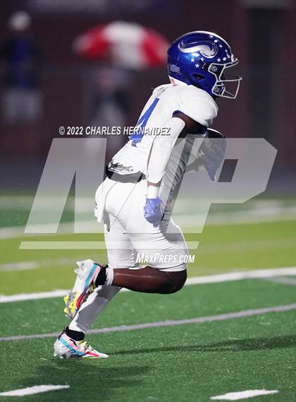 Thumbnail 2 in Nolan Catholic @ College Station photogallery.