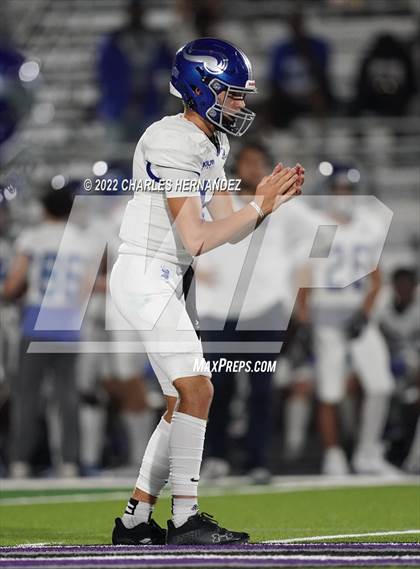 Thumbnail 3 in Nolan Catholic @ College Station photogallery.