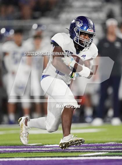 Thumbnail 1 in Nolan Catholic @ College Station photogallery.