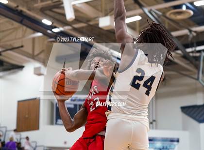 Thumbnail 1 in Pike vs. Decatur Central (IHSAA 4A Sectional 11 semi-final) photogallery.